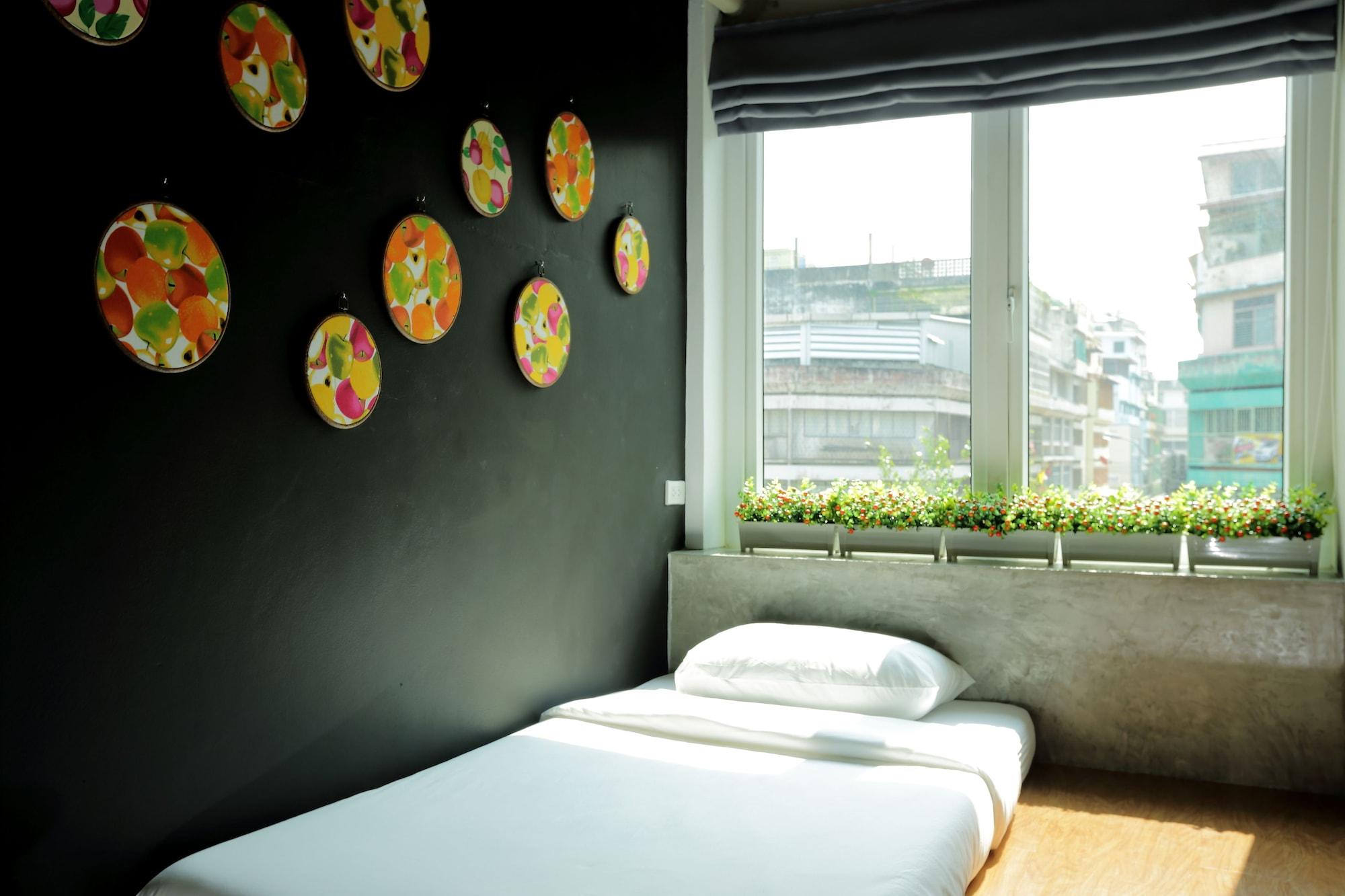 Smile Inn Bangkok Exterior photo